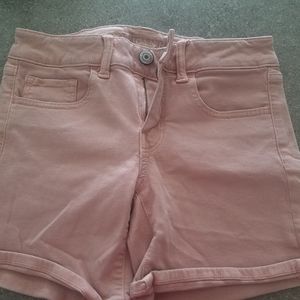 American Eagle Mauve colored mid rise shorts